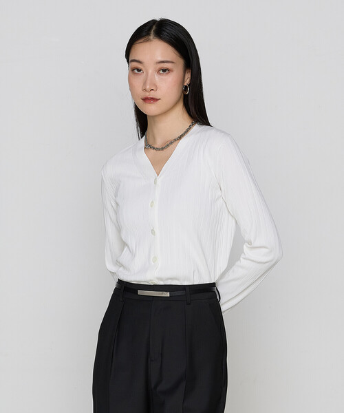 COMME CA(コムサ)の「〔 TALLサイズ 〕 コットンダルストレッチ カーディガン(カーディガン/ボレロ・レディース・ブラック/オフホワイト・15号)」の14枚目の写真