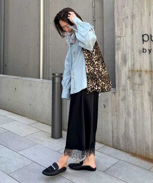 NOLLEY’S（ノーリーズ）の「【NOLLEYS/ノーリーズ】メタルバーローファー（その他シューズ・レディース・ブラック・23.5/23/24）」の20枚目の写真