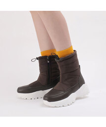 INNUIT（イヌイット）の「Height-raising padded boots LUNA IT1877-80 dark brown（ブーツ）」