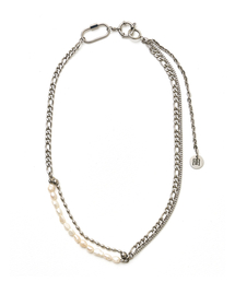 RAD FICTION（ラッドフィックション）の「PAYSEUR CARABINER PEARL CHAIN NECKLACE / VANILLA PEARL（ネックレス）」
