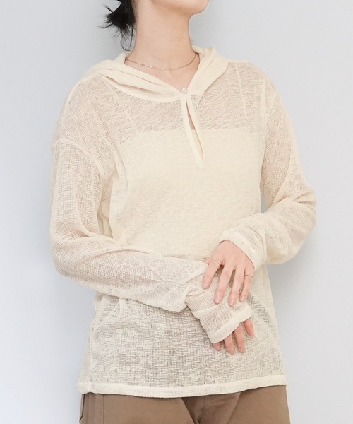 Yeoun(ヨウン)の「シアーワッフルフードロンT(Tシャツ/カットソー・レディース・ブラック/オフホワイト/グレー・FREE)」の6枚目の写真