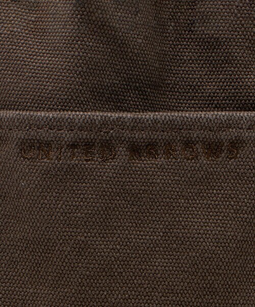 UNITED ARROWS（ユナイテッドアローズ）の「オーガニックコットン トートバッグ M（トートバッグ・メンズ・レッド/ケリーグリーン/ネイビー/パープル/コバルトブルー/オレンジ・FREE）」の16枚目の写真