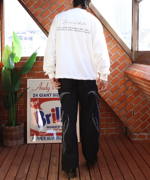 8(eight)(エイト)の「裾スピンドルロゴトレーナー(スウェット・メンズ・ホワイト/ブラック/グレー・MEDIUM/LARGE)」の14枚目の写真