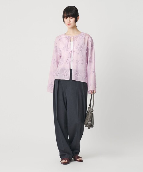 BEAUTY&YOUTH UNITED ARROWS（ビューティーアンドユースユナイテッドアローズ）の「セルロースナイロン エンブロイダリーシャツ 2WAY（シャツ/ブラウス・レディース・ブラック/ライトブルー/ライラック/オフホワイト・FREE）」の21枚目の写真