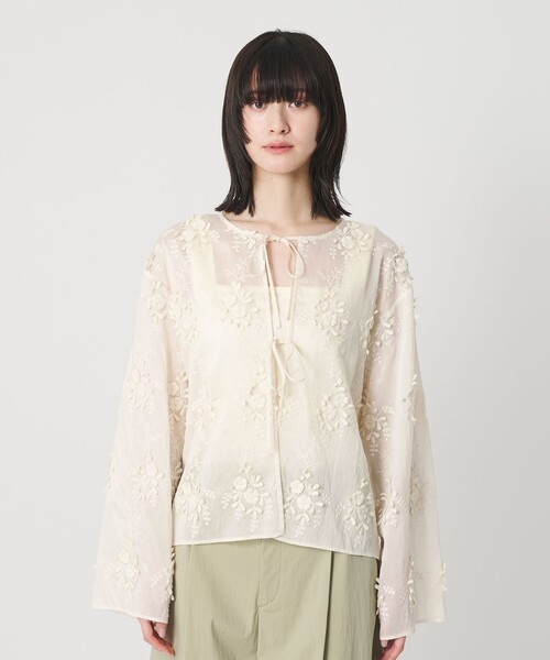 BEAUTY&YOUTH UNITED ARROWS(ビューティーアンドユースユナイテッドアローズ)の「セルロースナイロン エンブロイダリーシャツ 2WAY(シャツ/ブラウス・レディース・ブラック/ライトブルー/ライラック/オフホワイト/その他9/その他1/その他3・FREE)」の9枚目の写真