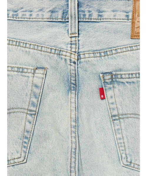 Levi's(リーバイス)の「Levi's/リーバイス 555(TM) リラックスストレート ジーンズ ライトインディゴ(デニムパンツ・メンズ・ライトインディゴブルー・W29 L32/W28 L32/W36 L32/W34 L32/W33 L32/W32 L32/W31 L32/W30 L32)」の8枚目の写真