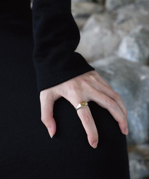 TEN.（テン）の「SILVER925 18KGP ハートシグネットリング（リング・レディース・シルバー×ゴールド・#7/#5/#3）」の3枚目の写真