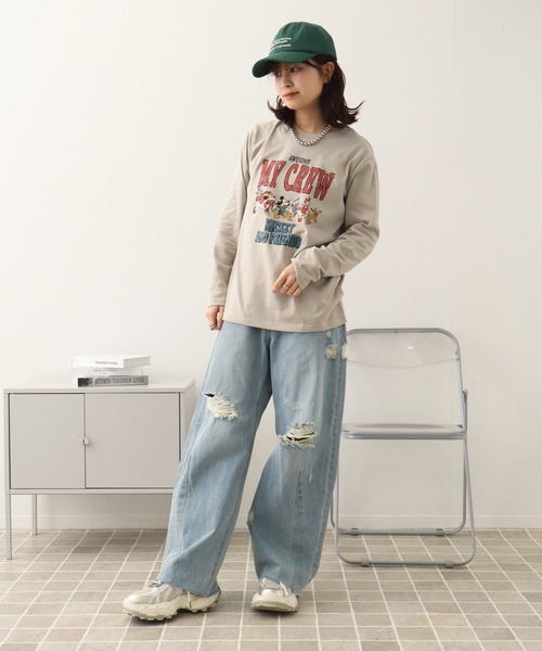 Disney(ディズニー)の「【Disney/ディズニー】ミッキー&フレンズ カレッジロゴ ロングスリーブTシャツ(Tシャツ/カットソー・レディース・ベージュ/スミクロ/オレンジ/パープル・L/M)」の11枚目の写真