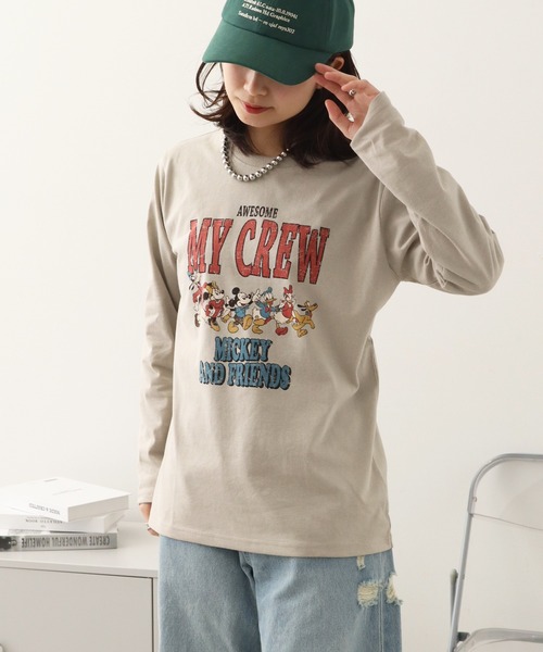Disney(ディズニー)の「【Disney/ディズニー】ミッキー&フレンズ カレッジロゴ ロングスリーブTシャツ(Tシャツ/カットソー・レディース・ベージュ/スミクロ/オレンジ/パープル・L/M)」の10枚目の写真
