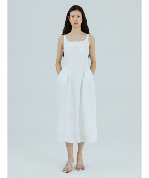 ETMON(エトモン)の「Volume Shirring Sleeveless Dress Ivory(ワンピース・レディース・その他・S/M)」の2枚目の写真