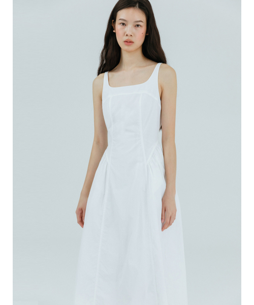ETMON(エトモン)の「Volume Shirring Sleeveless Dress Ivory(ワンピース・レディース・その他・S/M)」の3枚目の写真