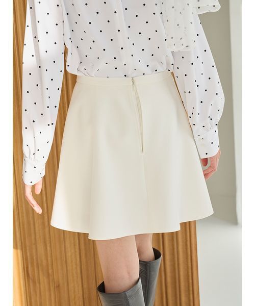 SNIDEL（スナイデル）の「サーキュラースカートショートパンツ（その他パンツ・レディース・ブラック/グレー/オフホワイト・1/0）」の9枚目の写真