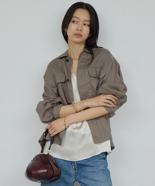 GALLARDAGALANTE（ガリャルダガランテ）の「リネンミリタリーシャツブルゾン（ベスト・レディース・カーキ/ブラック・FREE）」の22枚目の写真