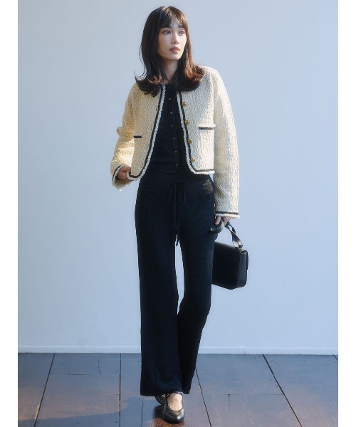 anuans(アニュアンス)の「クラシカルノーカラーニットジャケット(カーディガン/ボレロ・レディース・ネイビー/ブラック/ライトベージュ・S/M)」の11枚目の写真