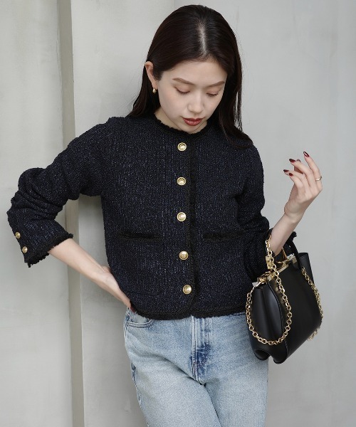 anuans(アニュアンス)の「クラシカルノーカラーニットジャケット(カーディガン/ボレロ・レディース・ネイビー/ブラック/ライトベージュ・S/M)」の10枚目の写真