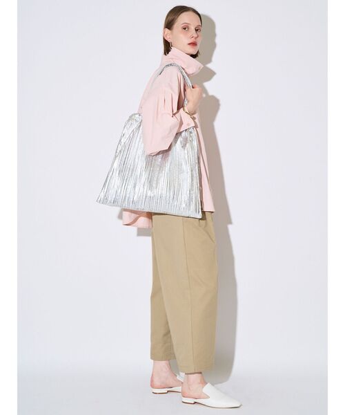 ELENDEEK（エレンディーク）の「プリーツトートバッグ（トートバッグ・レディース・シルバー/ライトイエロー/ブラック・FREE）」の6枚目の写真