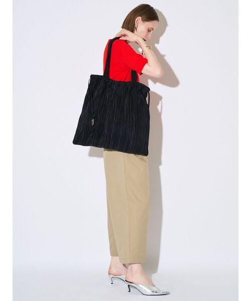 ELENDEEK（エレンディーク）の「プリーツトートバッグ（トートバッグ・レディース・シルバー/ライトイエロー/ブラック・FREE）」の17枚目の写真