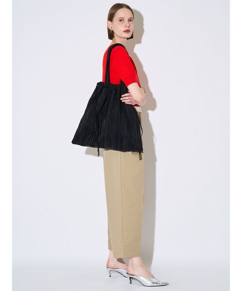 ELENDEEK（エレンディーク）の「プリーツトートバッグ（トートバッグ・レディース・シルバー/ライトイエロー/ブラック・FREE）」の18枚目の写真