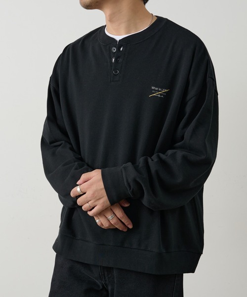 COLONY 2139（コロニートゥーワンスリーナイン）の「ワンポイントプリントヘンリーネックスウェット（Tシャツ/カットソー・メンズ・ホワイト/ネイビー/ブラック・LARGE/MEDIUM）」の13枚目の写真