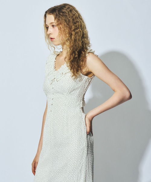 ME COUTURE(ミークチュール)の「シフォンドットフリルワンピース(ワンピース・レディース・オフホワイト/ブラック・0/1)」の13枚目の写真