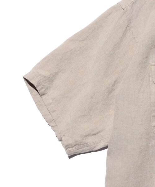 BEAMS PLUS(ビームスプラス)の「Open Collar 1/40 Linen(シャツ/ブラウス・メンズ・ナチュラル/ブルー/チャコールグレー/ホワイト・X-LARGE/LARGE/MEDIUM/SMALL)」の17枚目の写真