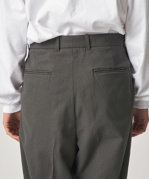 Steven Alan オックスフォード プリーツ スラックスホワイトパンツ Steven Alan＞ TCL オックスフォード アウト ワンプリーツ スラックス