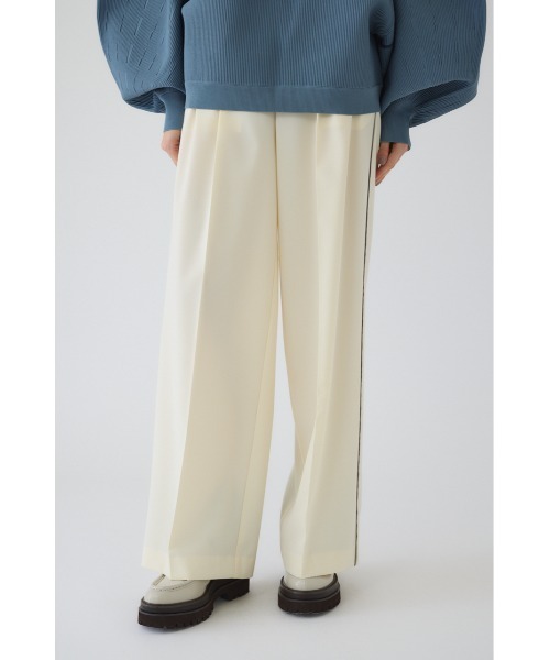 RIM.ARK(リムアーク)の「Piping design PT パイピング デザイン パンツ(スラックス・レディース・ブラック/アイボリー/グレイッシュベージュ・38/36)」の19枚目の写真