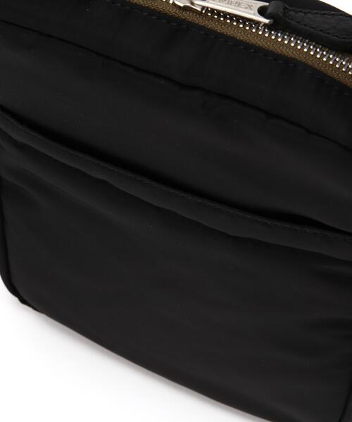 AVIREX(アヴィレックス)の「FLIGHT NYLON "VERTICAL SHOULDER BAG" / フライトナイロン ヴァーティカル ショルダー バッグ / AVIREX / アヴィレックス(ショルダーバッグ・メンズ・ブラック/その他10・F)」の14枚目の写真