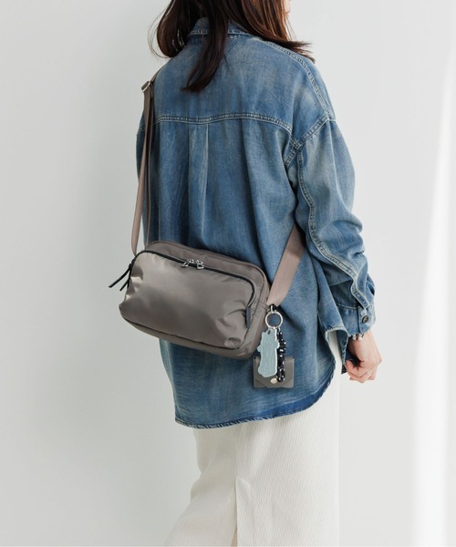 ace.（エース）の「ショルダーバッグ フィカス 6L ace.×HAyU 19102（ショルダーバッグ・レディース・ブラック/ライトグレー/チャコール・FREE）」の10枚目の写真