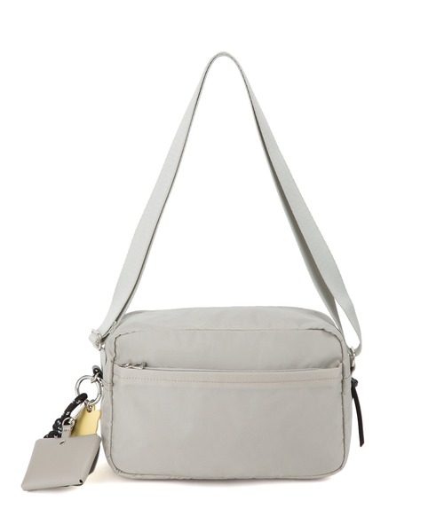 ace.（エース）の「ショルダーバッグ フィカス 6L ace.×HAyU 19102（ショルダーバッグ・レディース・ブラック/ライトグレー/チャコール・FREE）」の16枚目の写真