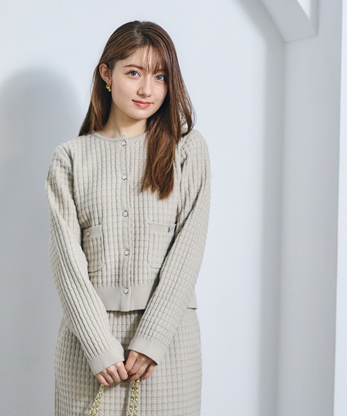 12Twelve Agenda(トゥエルブ アジェンダ)の「鹿の子編みスカートニットセットアップ(ワンピース・レディース・ネイビー/グレイッシュベージュ・M)」の10枚目の写真