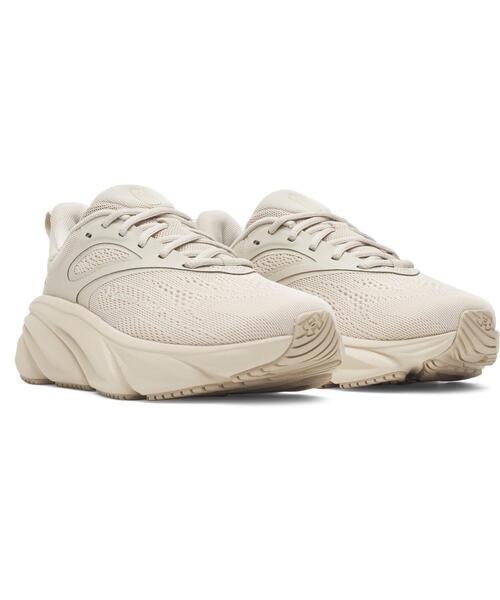 UNDER ARMOUR(アンダーアーマー)の「UAローグ6(ランニング/レディース)(スニーカー・レディース・ベージュ・23.0cm/25.0cm/25.5cm/26.0cm/23.5cm/24.0cm/24.5cm/22.5cm)」の4枚目の写真