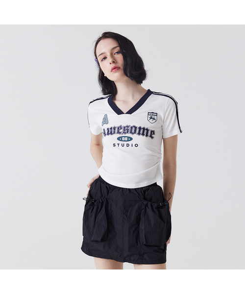 AWESOME STUDIO(オーサムスタジオ)の「半袖ブロックコアVネックシャーリングTシャツアイボリー(Tシャツ/カットソー・レディース・その他・FREE)」の1枚目の写真