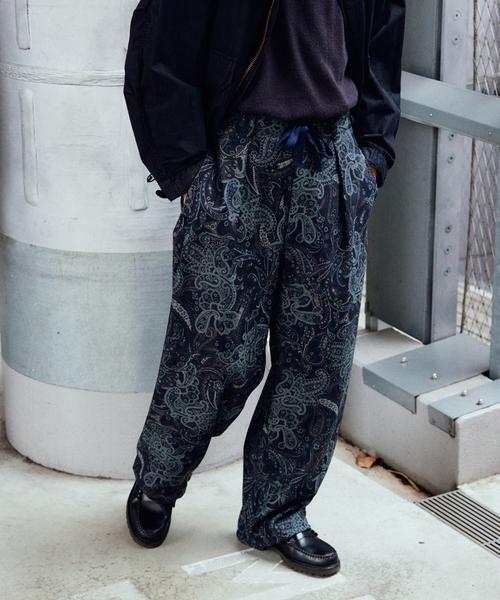 JOURNAL STANDARD(ジャーナルスタンダード)の「RIRANCHA / リランチェ ブッチャー 総柄 オーバー パンツ(その他パンツ・メンズ・ネイビー/ボルドー/カーキ・LARGE/MEDIUM/SMALL)」の4枚目の写真