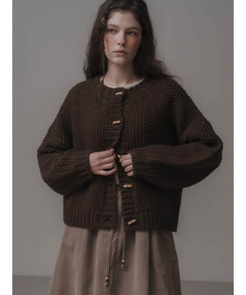 THEMITTEN（ザ・ミトン）の「Woolly duffle cardigan (brown)（カーディガン/ボレロ・レディース・その他・FREE）」の2枚目の写真
