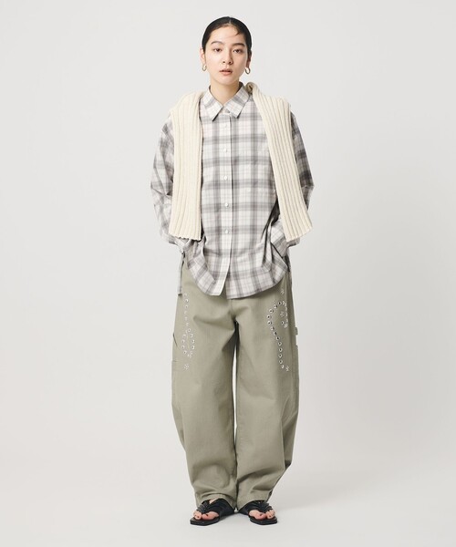 BEAUTY&YOUTH UNITED ARROWS(ビューティーアンドユースユナイテッドアローズ)の「コットン チェック オーバーサイズ シャツ(シャツ/ブラウス・レディース・ネイビー/グレー系・FREE)」の7枚目の写真