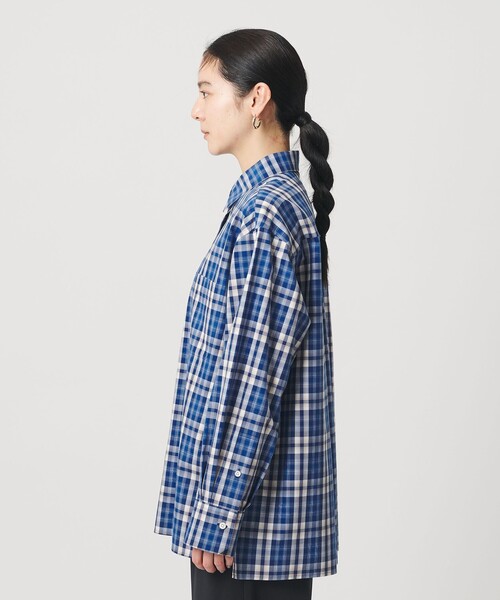BEAUTY&YOUTH UNITED ARROWS(ビューティーアンドユースユナイテッドアローズ)の「コットン チェック オーバーサイズ シャツ(シャツ/ブラウス・レディース・ネイビー/グレー系・FREE)」の10枚目の写真