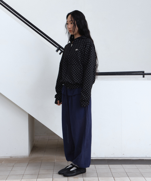 PARAKEET(パラキート)の「ドットドリフトジップアップフードパーカー(ブラック)(パーカー・レディース・ブラック・X-SMALL/SMALL)」の4枚目の写真