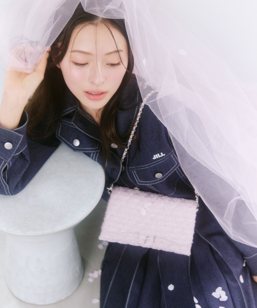 JILL by JILL STUART（ジルバイジルスチュアート）の「【再入荷】ツイードキルティングチェーンバッグ（ショルダーバッグ・レディース・ネイビー/ピンク/ブルー・FREE）」の18枚目の写真