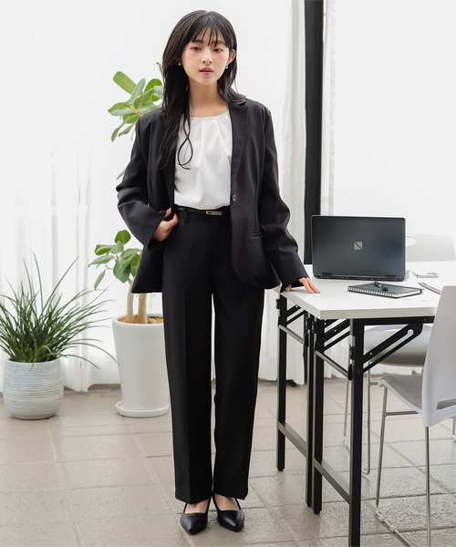Petitle（プチレ）の「[ オフィスカジュアル ] [ 低身長向けサイズ ] ストレートパンツ（スーツパンツ・レディース・ベージュ/ネイビー/ブラック・PL/PM/PS）」の5枚目の写真