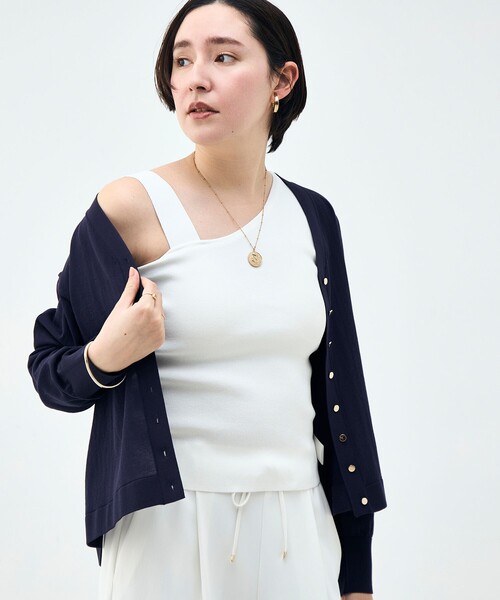 NOLLEY’S（ノーリーズ）の「《手洗い可能》アシメントリーカップ付きタンクトップ（タンクトップ・レディース・ブラック/ホワイト・38）」の14枚目の写真