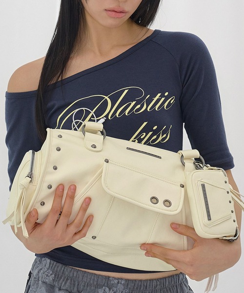 Ada.（エイダ）の「◇FANCYCLUB◇ブランド直輸入正規品/セットベールスタッドバッグ&ウォレット SET VEIL STUD BAG&WALLET（ショルダーバッグ・レディース・レモンイエロー/ブラック/ライトピンク・FREE）」の8枚目の写真