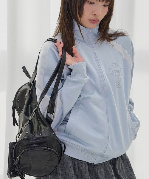 Ada.（エイダ）の「◇FANCYCLUB◇ブランド直輸入正規品/セットベールスタッドバッグ&ウォレット SET VEIL STUD BAG&WALLET（ショルダーバッグ・レディース・レモンイエロー/ブラック/ライトピンク・FREE）」の6枚目の写真