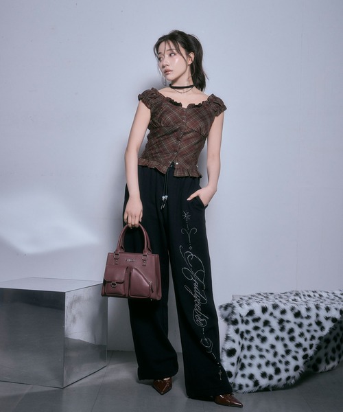 ANDGEEBEE（アンジービー）の「チェックフリルトップス（その他トップス・レディース・ネイビー/ボルドー・FREE）」の8枚目の写真