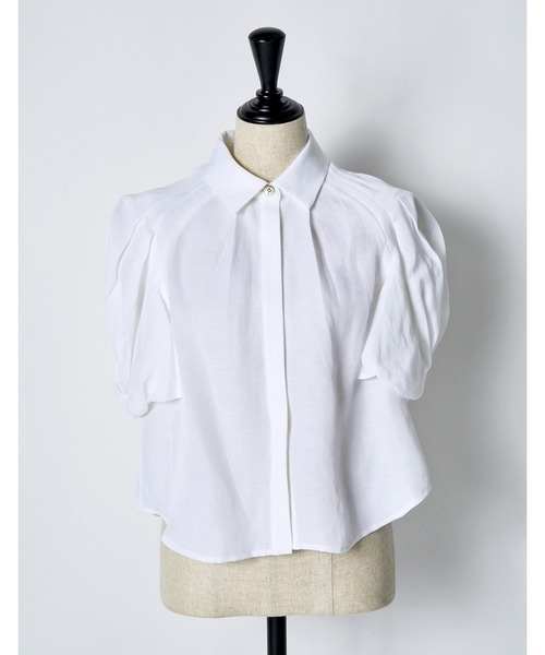 RUMCHE(ラムシェ)の「Ballon Sleeve Shirt / バルーンスリーブシャツ(シャツ/ブラウス・レディース・ホワイト/ブラック・FREE)」の22枚目の写真