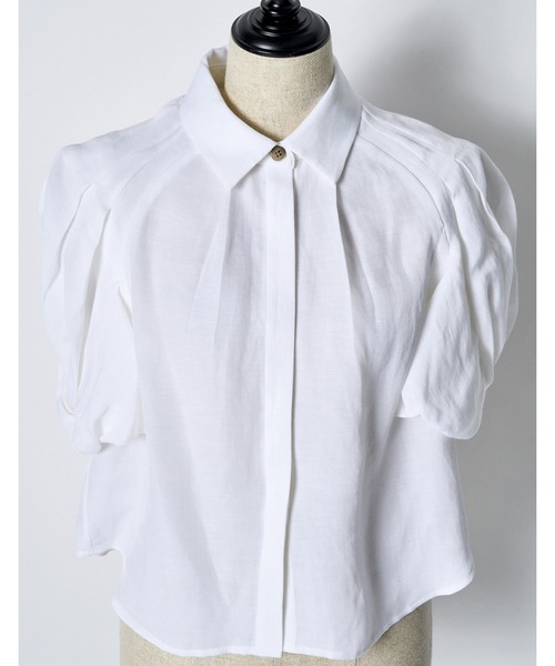 RUMCHE(ラムシェ)の「Ballon Sleeve Shirt / バルーンスリーブシャツ(シャツ/ブラウス・レディース・ホワイト/ブラック・FREE)」の19枚目の写真