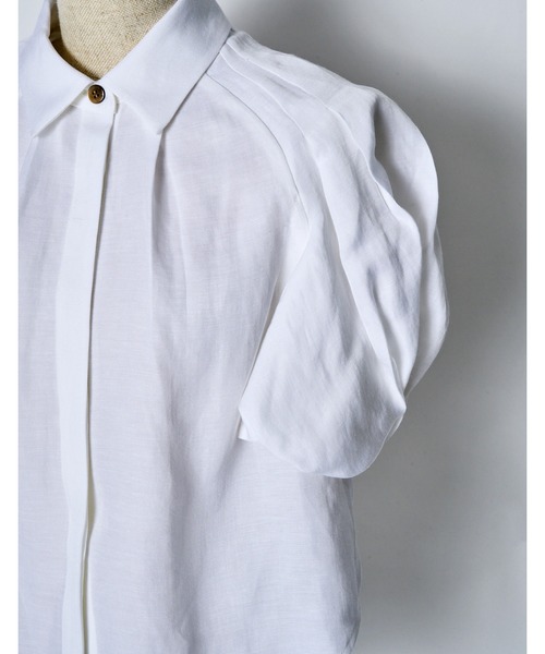 RUMCHE(ラムシェ)の「Ballon Sleeve Shirt / バルーンスリーブシャツ(シャツ/ブラウス・レディース・ホワイト/ブラック・FREE)」の18枚目の写真