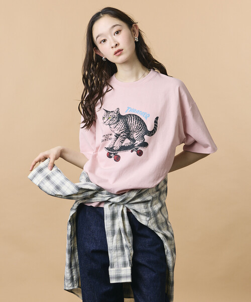 FREAK'S STORE(フリークスストア)の「限定展開 THRASHER×FREAK'S STORE スラッシャー 別注 ビッグシルエット アニマルプリント クルーネック Tシャツ CAT(Tシャツ/カットソー・メンズ・スミクロ/アッシュグレー/ホワイト/ピンク・LARGE/MEDIUM/SMALL)」の6枚目の写真