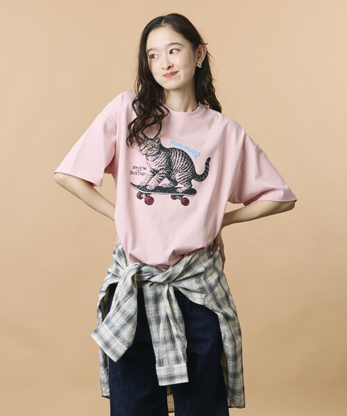 FREAK'S STORE(フリークスストア)の「限定展開 THRASHER×FREAK'S STORE スラッシャー 別注 ビッグシルエット アニマルプリント クルーネック Tシャツ CAT(Tシャツ/カットソー・メンズ・スミクロ/アッシュグレー/ホワイト/ピンク・LARGE/MEDIUM/SMALL)」の8枚目の写真