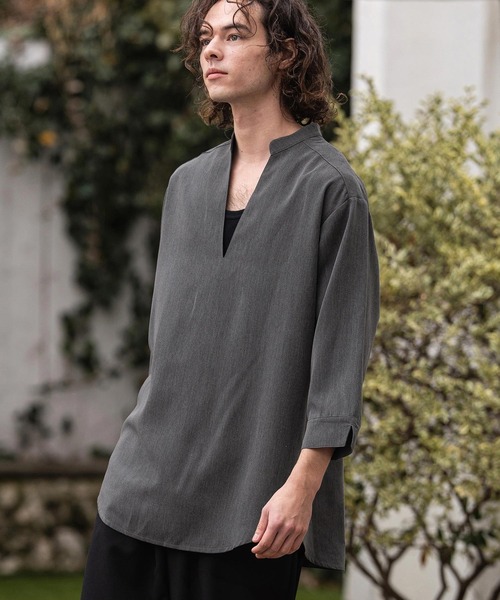 CAMBIO(カンビオ)の「ms6467-Drape 3-4 Sleeve Skipper pullover Shirts 七分袖プルオーバーシャツ(S68526cmb)(シャツ/ブラウス・メンズ・ブラック/チャコールグレー・L/M/S)」の5枚目の写真